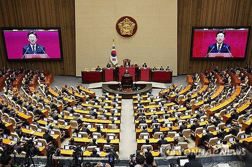 이재명 대통령이 2일 국회에서 추가경정예산안 시정연설을 하고 있다.