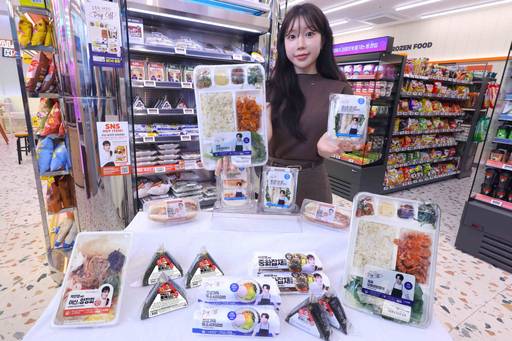 이마트24가 손종원 셰프, 박은영 셰프와의 협업 상품 라인업을 확대한다.