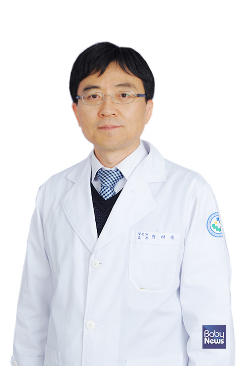 전북대병원 박태원 교수, 의학만화책 틱 장애 이해하기' 발간.&nbsp;ⓒ전북대병원