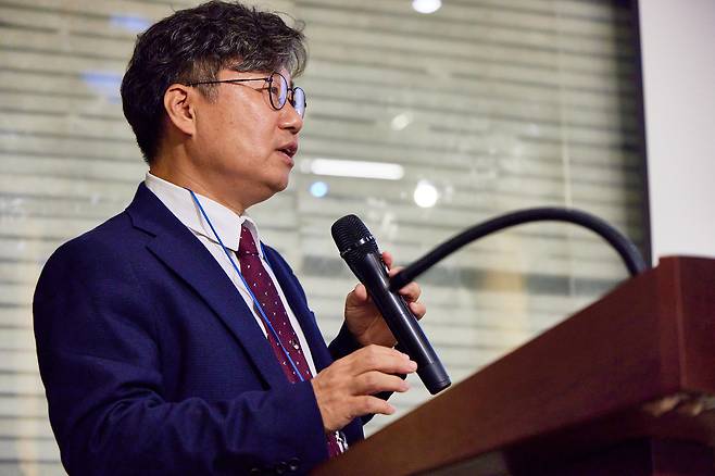 지난해 'AI와 한류: AI × K-CULTURE, 한류의 미래를 설계하다' 세미나 발표 때 김정환 PD