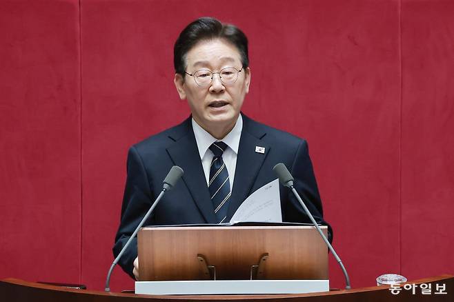 이재명 대통령이 2일 국회에서 2026 추가경정예산안 시정연설을 하고 있다. 장승윤 기자 tomato99@donga.com