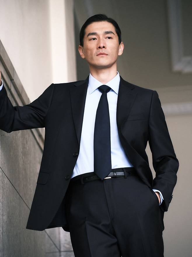 마에스트로 울 솔리드 수트. LF 제공