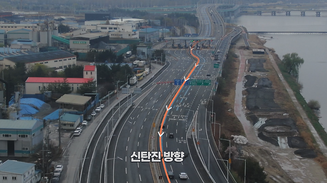 대전 천변도시고속화도로 하행선 1개 차로가 신탄진 방향 상행선으로 변경될 예정이다.