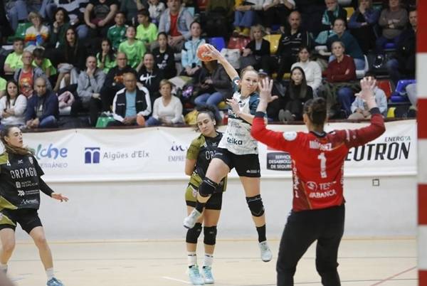 사진 2025/26 EHF 여자 핸드볼 유러피언컵 과르데스와 엘체 경기 모습, 사진 출처=유럽핸드볼연맹