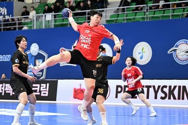 사진 SK슈가글라이더즈 강은혜의 점프슛