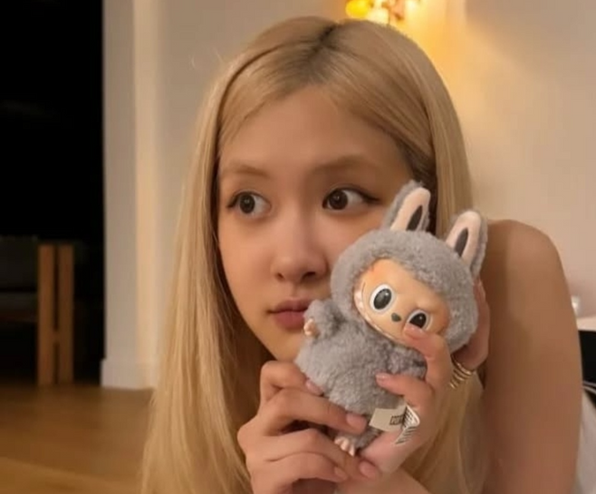 [로제 인스타그램]