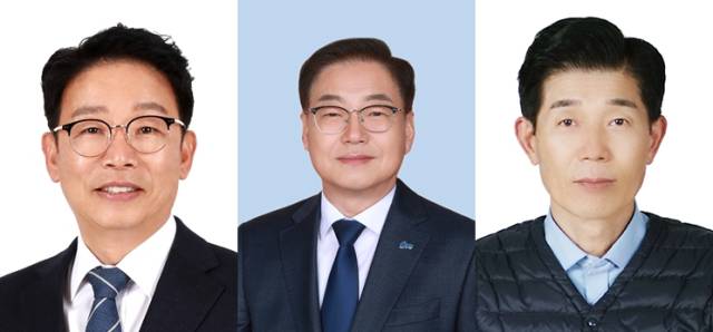 ▲왼쪽부터 더불어민주당 대전 대덕구청장 경선 후보인 김찬술·김안태·박종래 예비후보. 공명선거 서약 이틀 만에 연대와 반격이 오가는 '2대1' 구도가 형성되며 경선판이 요동치고 있다 ⓒ프레시안DB