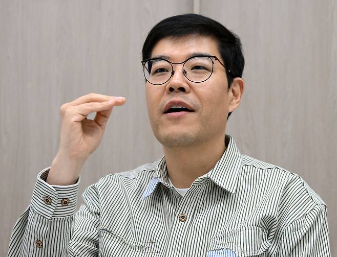 류중희 리얼월드 대표가 1일 서울 강남구 리얼월드에서 본지와 인터뷰를 갖고 있다. 성형주 기자