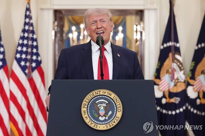 대국민 연설을 하는 도널드 트럼프 미국 대통령 [EPA=연합뉴스. 재판매 및 DB 금지]