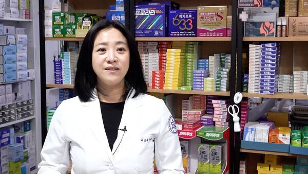 안지원 약사(세븐약국)가 우울증과 관련한 인터뷰를 하고 있다. 약사공론 DB