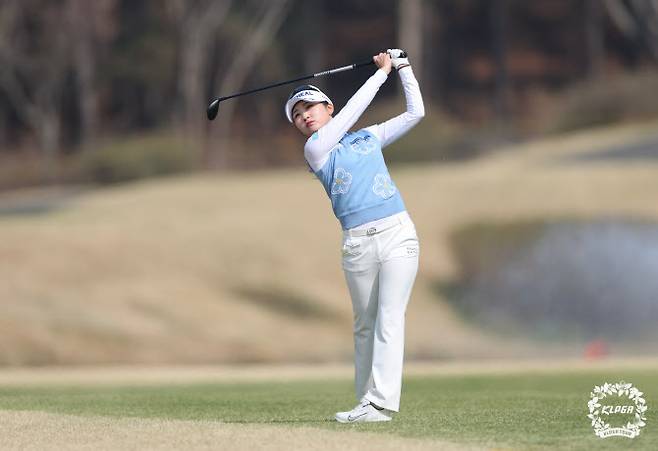 이예원이 2일 경기 여주시의 더 시에나 벨루토 컨트리클럽에서 열린 KLPGA 투어 더 시에나 오픈 1라운드에서 우드 샷을 하고 있다.(사진=KLPGT 제공)