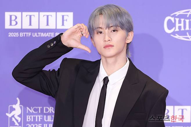 정규 5집 '고 백 투 더 퓨처(Go Back To The Future)' 제작발표회에 참석한 NCT 드림 마크. 25.7.14 ⓒ이혜영 기자 lhy@hankooki.com