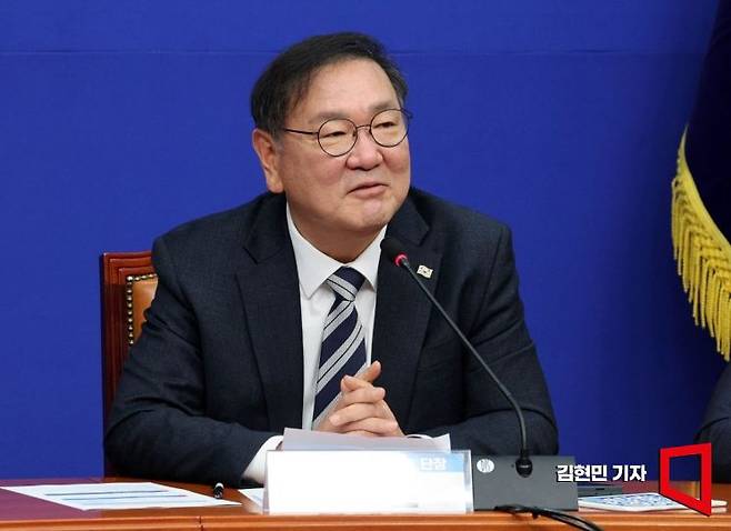 24일 국회에서 열린 '착!붙 공약 프로젝트' 런칭 행사에서 김태년 총괄단장이 발언하고 있다. 2026.3.24 김현민 기자