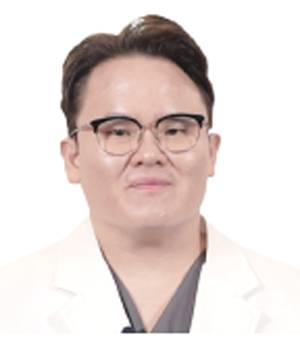 김현하 닥터쁘띠의원 노원점 대표원장 - 성균관대 의대, 전 톡스앤필 노원점 대표 원장, 전 BLS 본점 원장