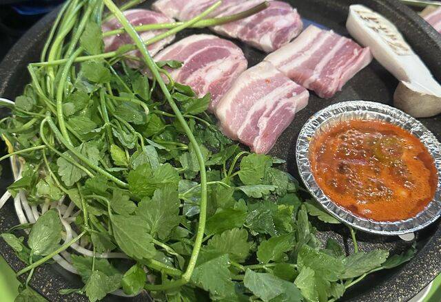 원동 미나리 삼겹살.