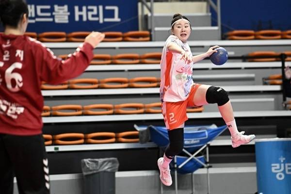 사진 서울시청 송지영의 점프슛