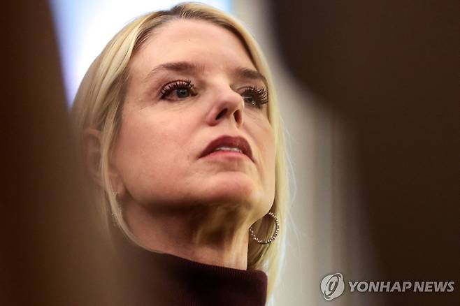 경질된 팸 본디 미 법무장관 [로이터 연합뉴스. 재판매 및 DB 금지]