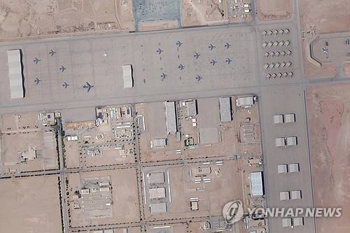 프린스 술탄 공군기지 2026년 3월 5일 위성사진  (AP=연합뉴스) 2026년 3월 5일 플래닛 랩스 PBC가 촬영한 사우디아라비아 소재 프린스 술탄 공군기지의 위성사진. (Planet Labs PBC via AP) [AP통신을 통해 제공된 제3자 제공 사진. 사진에 묘사된 사실에 대한 뉴스 보도나 논평을 위해서만 사용 가능하며 그 외 목적 사용 금지. 전송 후 14일 내에만 사용 가능. DB 금지. 재판매 금지. 크레딧 원문 그대로 표기 필수. 크레딧 원문 생략·축약·변경 금지] 2026.3.31.