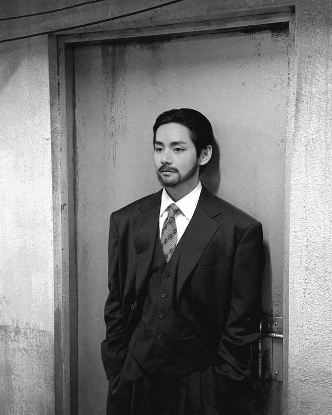 사진 = 뷔 인스타그램