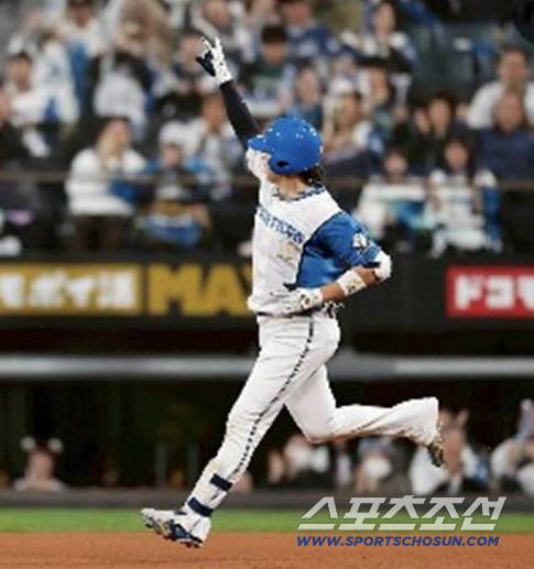 니혼햄은 개막전부터 8경기에서 타자 10명이 20홈런을 때렸다. 압도적인 팀 홈런 1위다. 사진캡처=니혼햄 파이터스 SNS