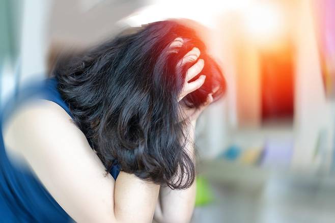 전문가들은 ‘미니 뇌졸중’으로 불리는 일과성 허혈 발작(TIA) 증상을 가볍게 넘겨선 안 된다고 경고한다. 증상이 금세 사라져도 이후 뇌졸중으로 이어질 수 있다. 사진=게티이미지