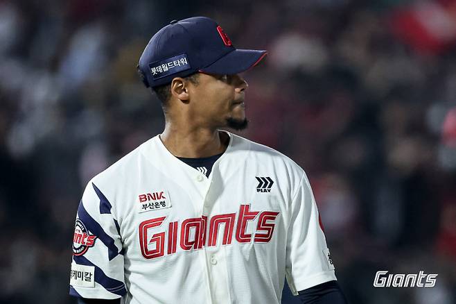 롯데 자이언츠 1선발 엘빈 로드리게스가 KBO리그 입성 두 번째 등판에서 무너졌다. 사진=롯데 자이언츠