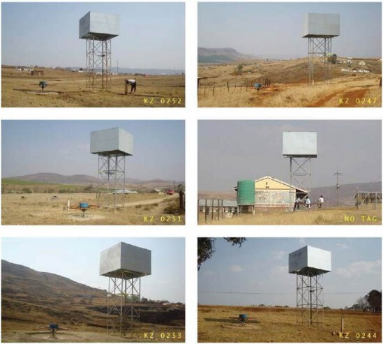 사람들은 채도를 높이고, 웃고 있는 개도국 아이들을 배치한 사진에 약하다. 인스타그램 필터를 끄고 나서야 보이는 진실이 있는 법이다. [PlayPumps International]