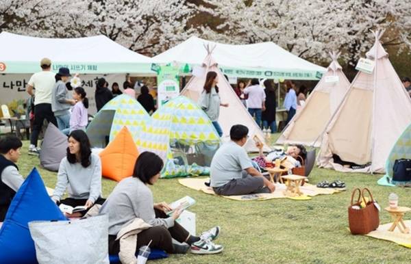 지난해 기흥구 만골근린공원에서 열린 공원리딩파티. /용인시 제공