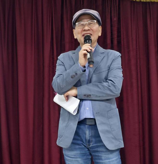 김태희 다산연구소 이사장이 4월2일 오후 7시 목원대 신학대학 1층 A 113호에서 열린 다산학당 목민과정 특강에서 '다산의 일생과 학문'을 제목으로 특강하고 있다.                                                                     사진=한성일 기자