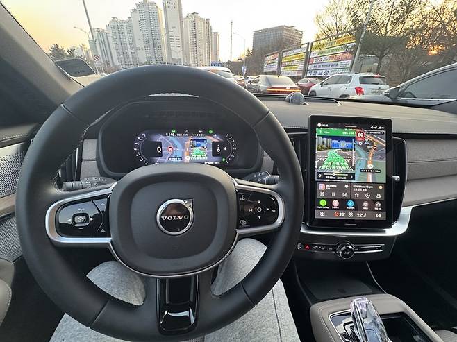 볼보 XC90./김태형 기자