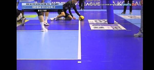 5세트 13-12에서 마쏘의 블로킹 득점 장면. ⓒKBSN스포츠 중계화면 캡처