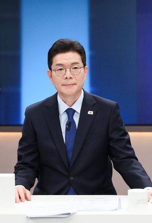 20일 서울 마포구 JTBC에서 더불어민주당 서울시장 예비경선 합동토론회가 열렸다. 이날 정원오 예비후보가 토론 시작을 기다리고 있다. 2026.3.20 국회사진기자단