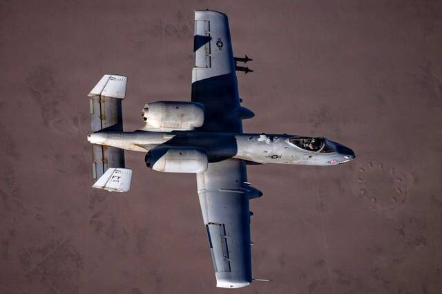 지난달 9일 이란 일대에서 작전 중인 미군 ‘A-10 썬더볼트Ⅱ’ 공격기. AFP 연합뉴스