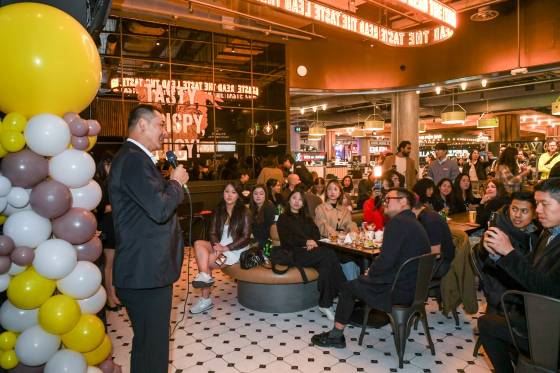 BHC의 캐나다 토론토 1호점 전경. 사진 BHC