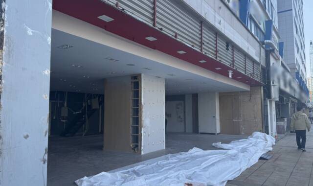 5일 수원특례시의 한 상가에서 철거 작업이 진행되고 있는 모습. 기사의 이해를 돕기 위한 사진으로 기사 내용과 직접적인 관련은 없습니다. 김소현기자