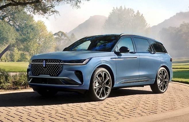 링컨 노틸러스 하이브리드 [사진출처=링컨]