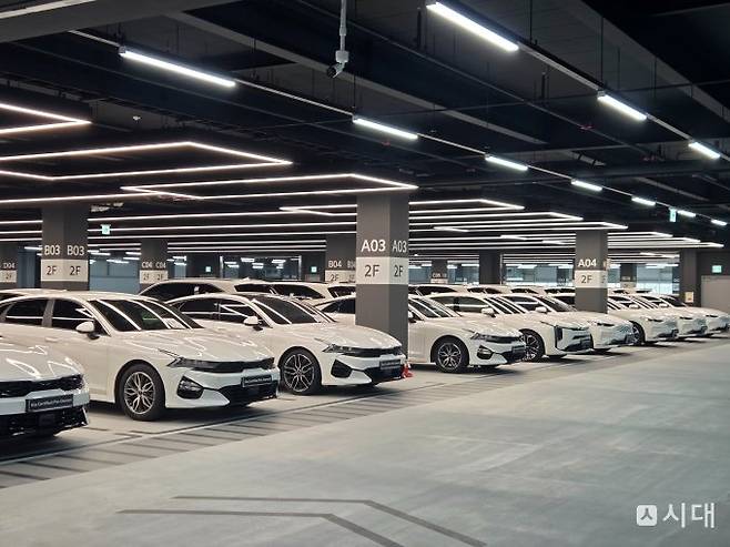 지난 3일 경기도 평택 '기아 인증중고차 센터 평택 직영점'에 판매 대기 중인 차량이 도열돼 있다. /사진=최유빈 기자