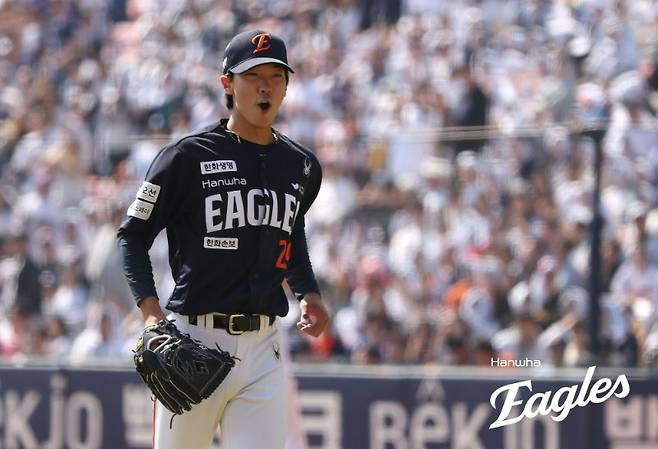 ▲ 5일 잠실 두산전에서 기대 이상의 호투를 선보이며 한화 마운드에 한가닥 위안을 남긴 황준서 ⓒ한화이글스