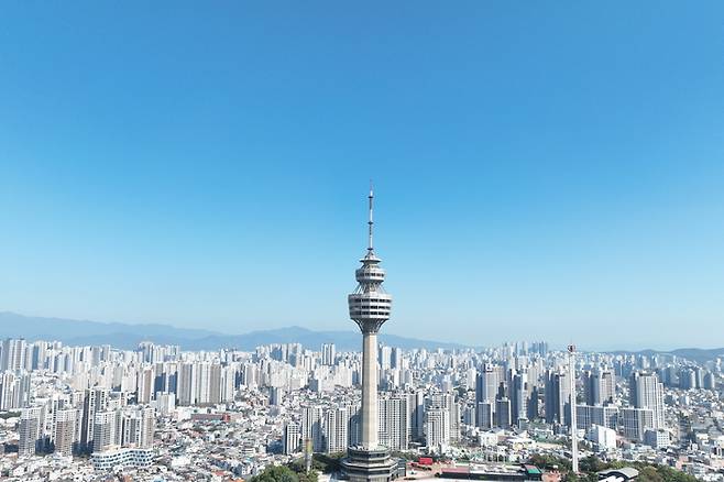 대구 달서구 두류공원에서 바라본 대구 도심. 영남일보DB