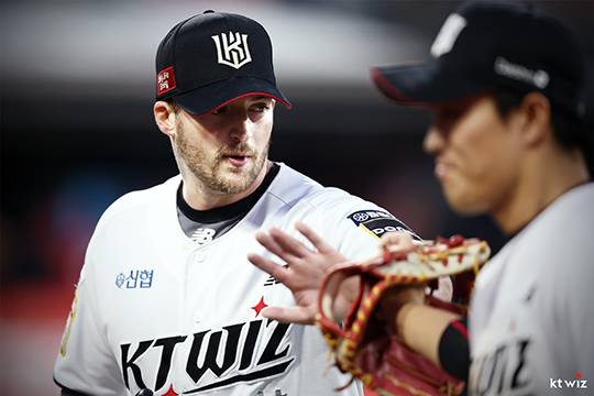 KT 왼손 에이스 웨스 벤자민(사진=KT)