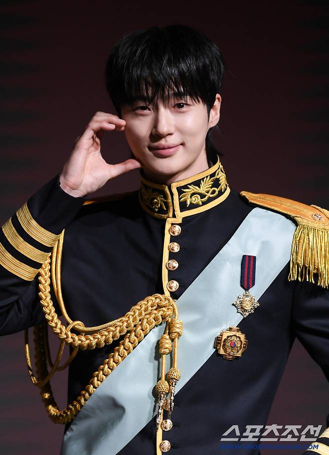 MBC 새 드라마 '21세기 대군부인' 제작발표회가 6일 조선팰리스 서울 강남에서 열렸다. 변우석이 포토타임을 갖고 있다. 강남=박재만 기자 pjm@sportschosun.com/2026.04.06/