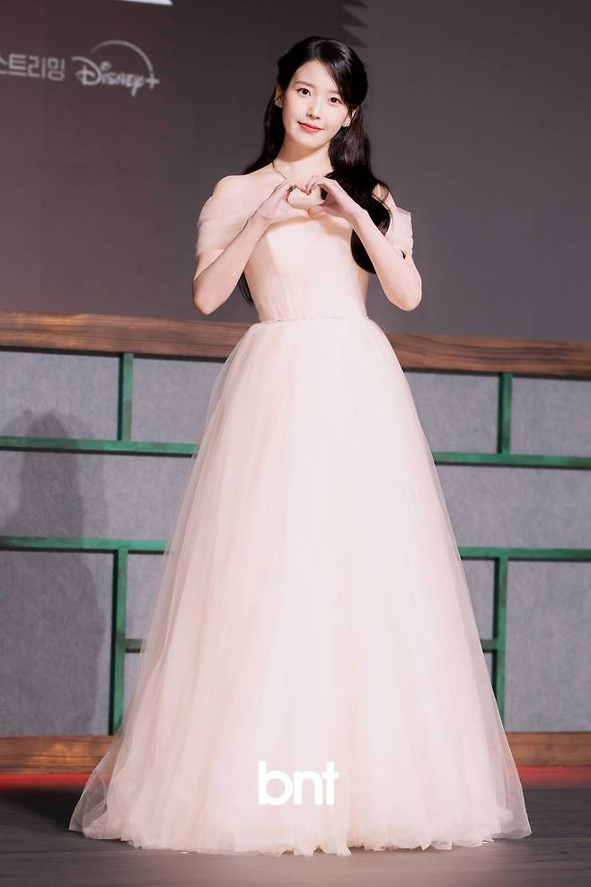 ‘21세기 대군부인’ 아이유 “변우석과 10년 주기로 작품 하고파” (제공: bnt)