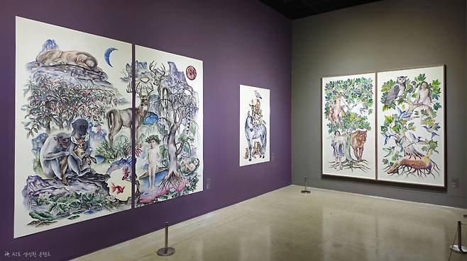 대전시립미술관이 오는 8월 17일까지 열린수장고에서 기획전 '깊고 깊은 숲으로 : 도로시의 원더링' 전시를 연다. 전시실 전경. 대전시립미술관 제공
