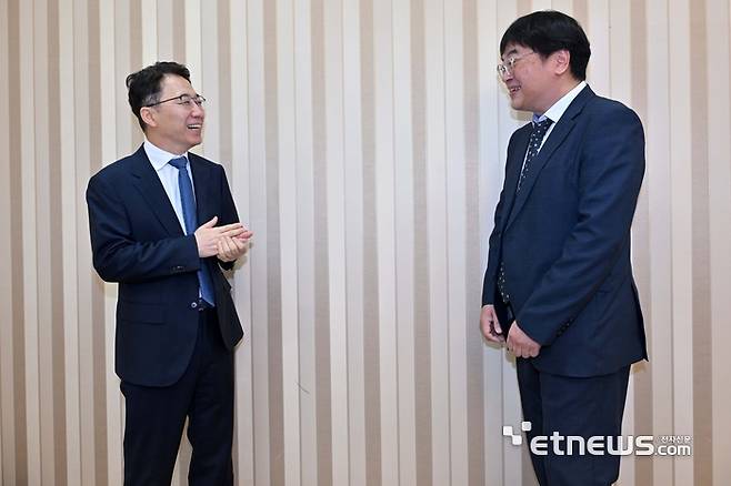 [데스크가만났습니다] 최치호 한국과학기술지주 대표 김민수기자 mskim@etnews.com