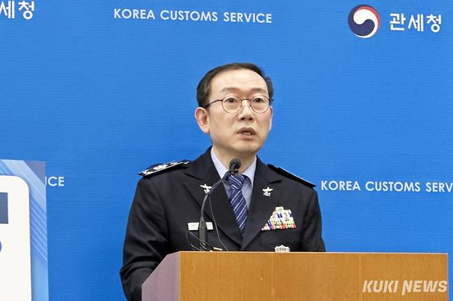 6일 정부대전청사 기자실에서 ‘2026년 1분기 마약밀수 단속 현황’을 발표하는 이명구 관세청장. 사진=이재형 기자