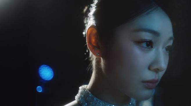 [서울=뉴시스] 김연아, 돌고래유괴단 '아워 퀸 이즈 백(Our Queen is back)' 프로젝트. (사진 = 카카오 엔터테인먼트 제공) 2026.04.06 photo@newsis.com *재판매 및 DB 금지