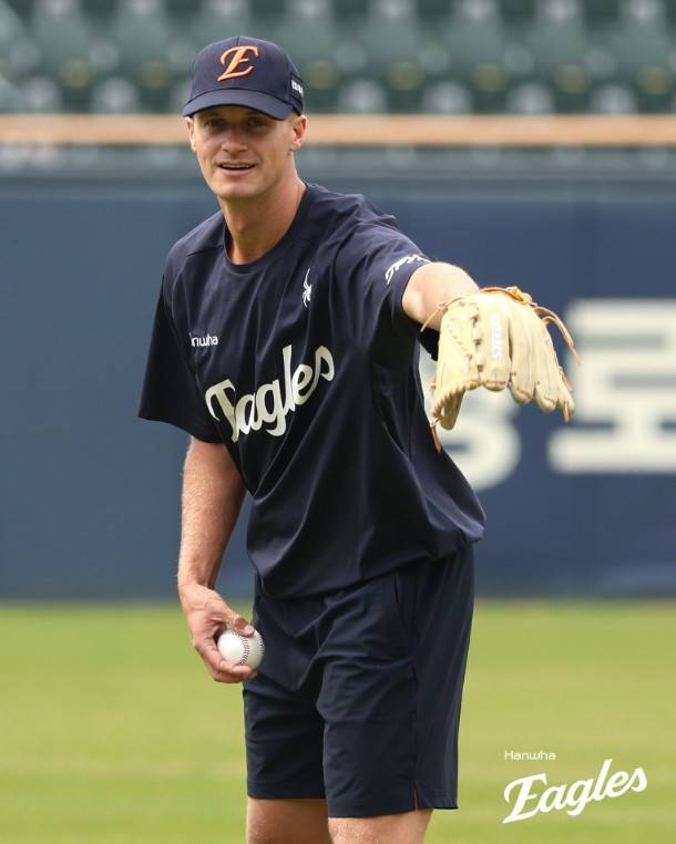 ▲ 이르면 이번 주 KBO리그 데뷔전이 가능할 것으로 보이는 잭 쿠싱 ⓒ한화이글스