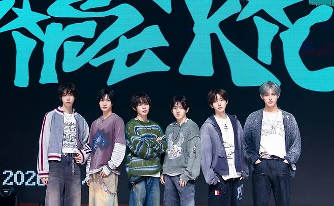 킥플립. 사진lJYP엔터테인먼트