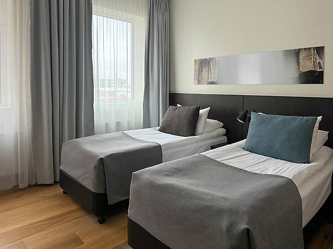 시내에 위치한 4성급 호텔 포스호텔 레이캬비크. 물가가 비싸 이곳에서 조식을 든든하게 먹었다