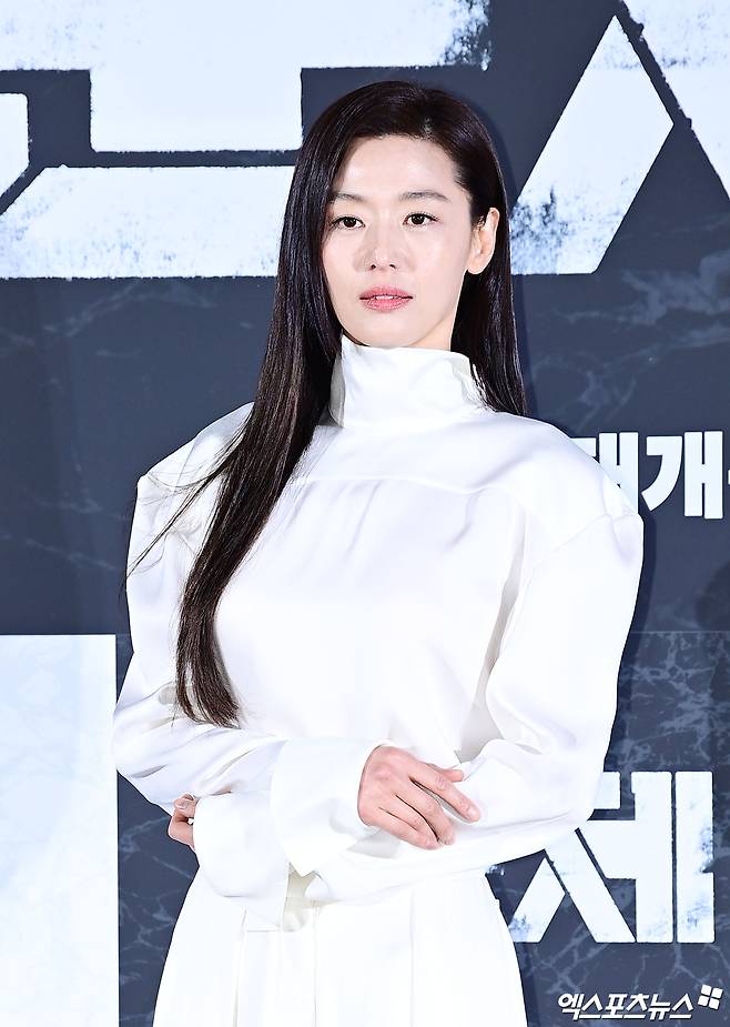 여전한 여신 미모